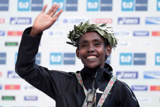 La etíope Ruti Aga, ganadora del maratón de Tokio en 2019, suspendida seis años