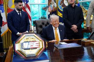 Trump presenta con Topuria la velada de combates UFC en la Casa Blanca el 14 de junio