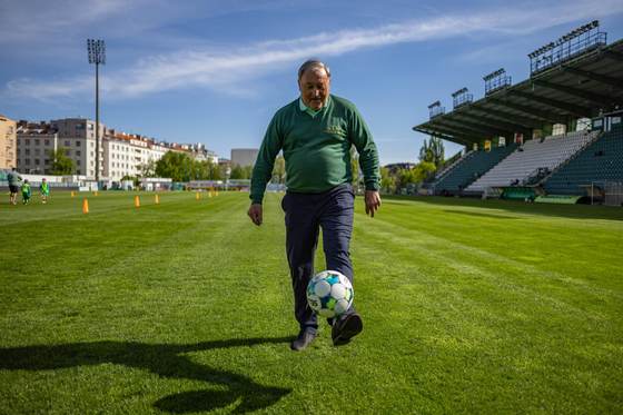 Antonin Panenka: "Yo a Vinicius no le dejaría tirar los penaltis"