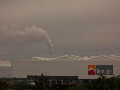 ONG dice que crédito para siderúrgica puede agravar la contaminación del aire en México