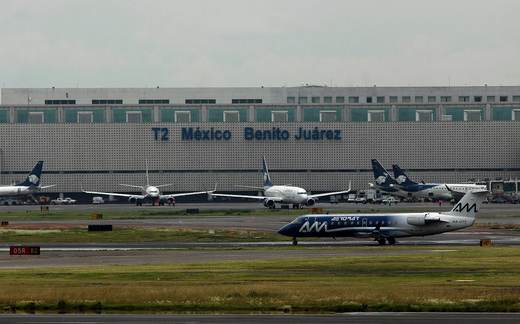 Aeropuerto de Ciudad de México amplia a 3.000 lugares de estacionamiento rumbo al Mundial