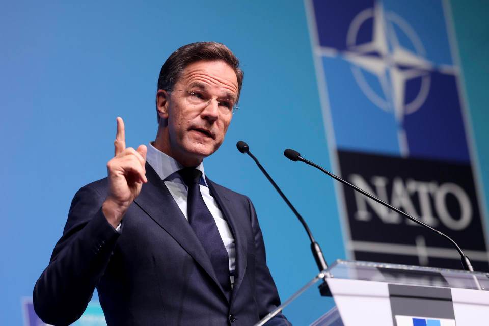 Rutte espera que los europeos asuman más de su seguridad porque es insostenible para EEUU