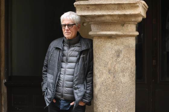 Poeta peruano Mario Montalbetti gana Premio Iberoamericano de Letras José Donoso en Chile