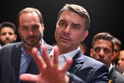 Bolsonaro promete subir las pensiones por encima de la inflación si gana las elecciones