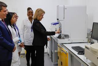 Colombia da pasos para que laboratorio de control a dopaje reciba acreditación de la WADA