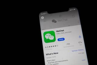 La aplicación china de mensajería WeChat comienza a probar un asistente de IA
