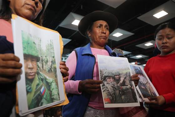 Familias de peruanos reclutados por Rusia exigen al Gobierno de Perú negociar devoluciones