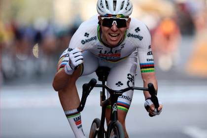 Pogacar borda su primera 'Classicissima'