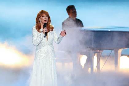 Los Emmy rinden homenaje a Dolly Parton, Rob Reiner y Catherine O'Hara