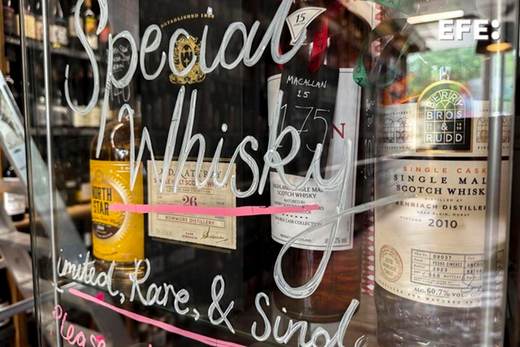 El fin de los aranceles al whisky escocés impulsa al sector e irrumpe en plena campaña electoral