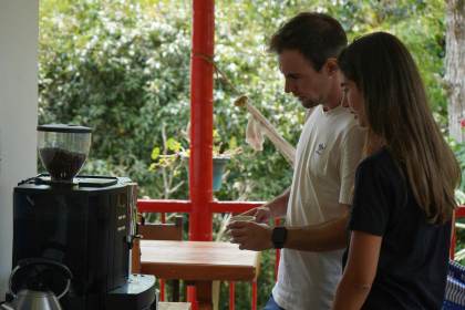 Colombia se apoya en café y naturaleza para recuperar el turismo tras el sismo de agosto