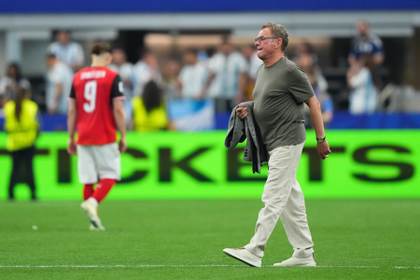 Rangnick: “Messi está a otro nivel, es el mejor”