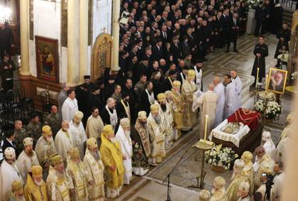 Cientos de miles de georgianos despiden al patriarca ortodoxo Iliá II