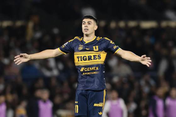 Keylor Navas brilla en empate de Pumas con Tigres