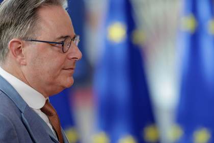 De Wever precisa que quiere normalizar relación con Rusia, pero cuando haya paz en Ucrania