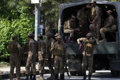 Islamabad blinda su Zona Roja bajo custodia militar en víspera de las negociaciones de paz