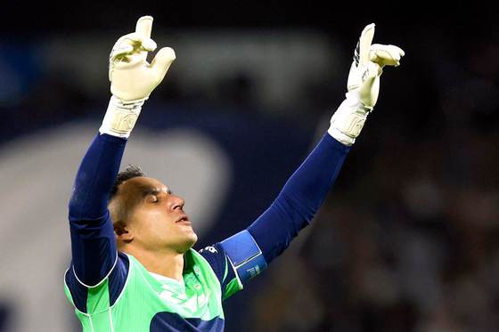 El mundialista costarricense Keylor Navas, candidato al balón de oro en el fútbol mexicano