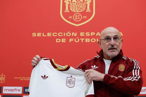 De la Fuente: "Es el momento para tener a cuatro porteros muy buenos"