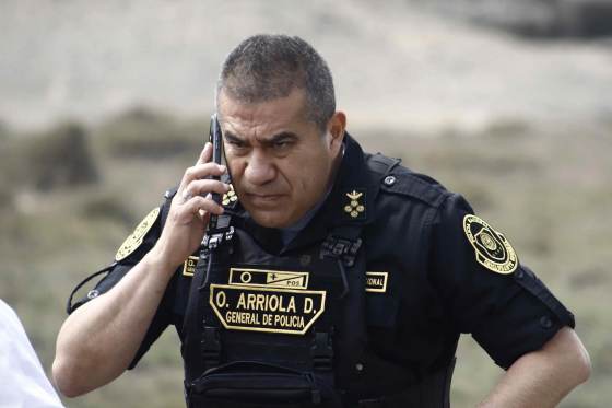 El jefe de la Policía de Perú anuncia su salida del cargo, tras críticas a su gestión