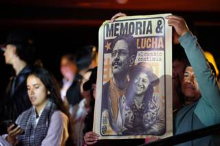 La izquierda colombiana se resiste a reconocer derrota y mantiene esperanza en escrutinio