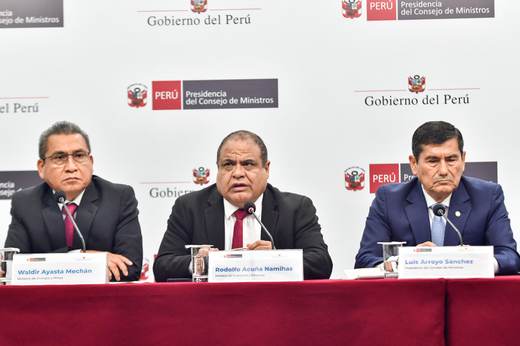 Perú aprueba solicitar nuevo préstamo de 2.000 millones de dólares para estatal Petroperú
