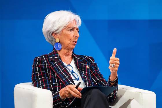 Lagarde asegura que el BCE subirá los tipos de interés si la inflación se eleva mucho