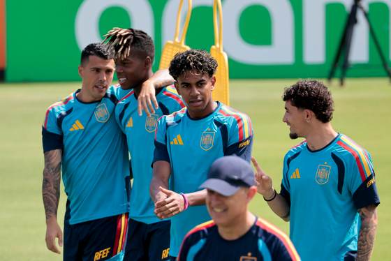 Nico Williams vuelve con el grupo