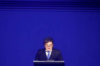 Milei pide unidad en la derecha y "quitar el cáncer de la izquierda" en Foro Madrid