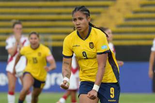 1-0. Ecuador se aferra a la esperanza de ir al Mundial y Perú hipoteca sus opciones