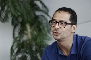 Escritor Daniel Quirós busca con la ficción reflejar la Costa Rica actual y sus problemas