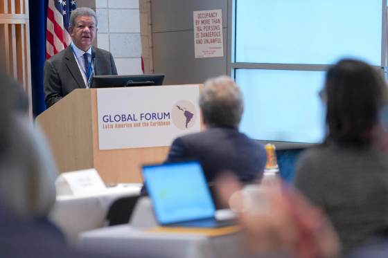 Leonel Fernández destaca fortalezas de América Latina y el Caribe en un mundo fragmentado