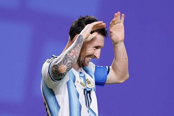 La primera jornada cierra con 75 tantos en 24 partidos y un goleador solitario: Lionel Messi
