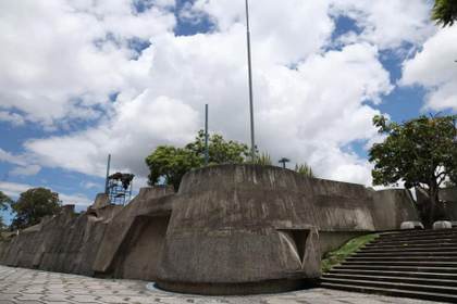 Guatemala presenta el mausoleo que resguardará los restos del Nobel Miguel Ángel Asturias