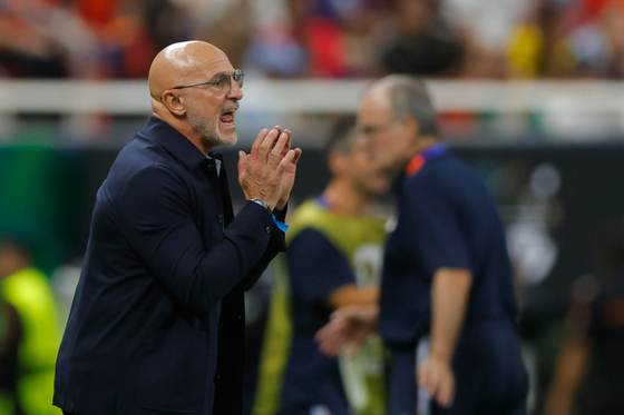 De la Fuente: “El equipo siempre responde; hemos sabido jugar otro tipo de partido”