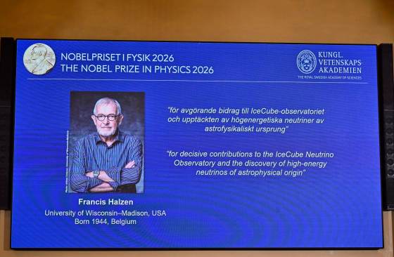 El Nobel de Física premia al belga Francis Halzen por sus descubrimientos sobre neutrinos