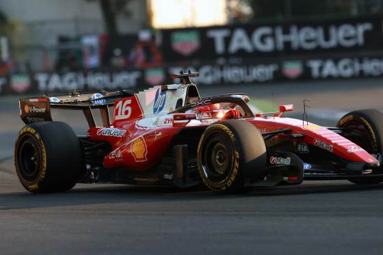 Leclerc lidera los ensayos previos a la coronación de Antonelli