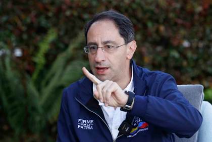 José Manuel Restrepo: continuidad de izquierda en el poder destruirá democracia colombiana