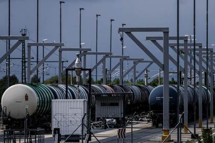 El brent se dispara casi un 9,6 % por la escalada en Irán y el nuevo bloqueo naval de EEUU