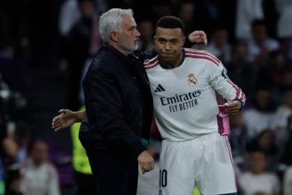 Jose Mourinho, sobre el Barcelona: "Estamos perdiendo 24 horas de reposo"
