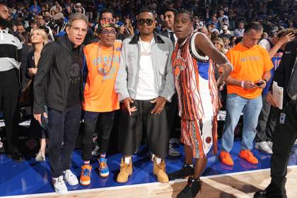 Camisetas retro, máximas audiencias y precios récord: fiebre por los Knicks en Nueva York