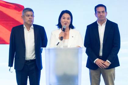 Keiko Fujimori pide a López Aliaga pruebas de "fraude" y no contribuir al caos en Perú