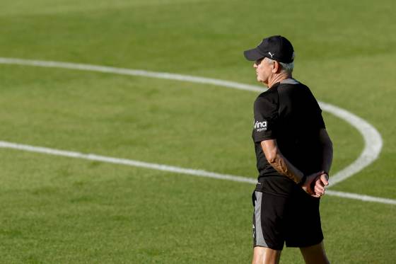 El Valencia abre sus entrenamientos a la prensa tres años después