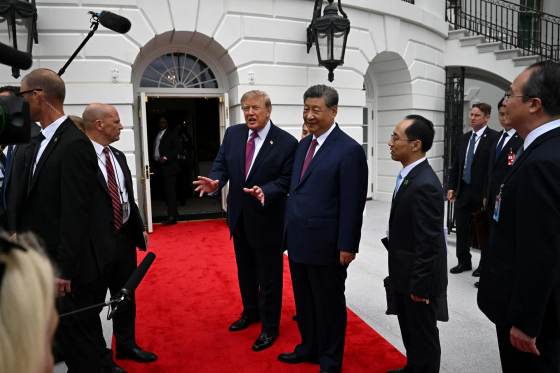 Trump califica de "gran reunión" su encuentro con Xi Jinping en la Casa Blanca