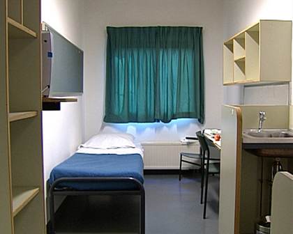 Tras las rejas de la Corte Penal Internacional: cocina, gym y libros a la espera de juicio