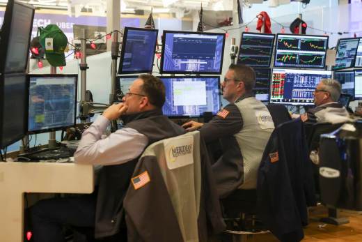 Wall Street cierra en verde tras nueva caída del rendimiento de los bonos del Tesoro EEUU