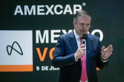 México busca multiplicar por 25 su producción de semiconductores en tres años