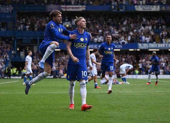 Cole Palmer renueva por el Chelsea hasta 2034