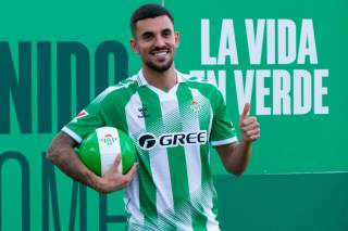 Ceballos, exultante por su vuelta a casa: "Es momento de devolver el cariño a la afición"