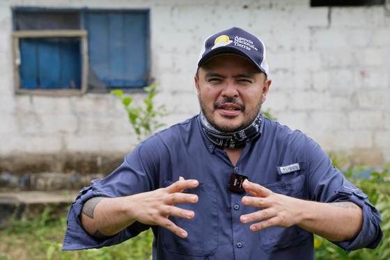 Director de agencia de tierras de Colombia: El latifundio "tiene amigos poderosos"