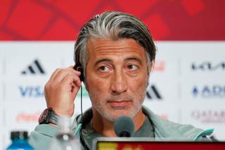 Yakin pone en duda la presencia de Manzambi y Vargas contra Colombia